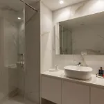 Direita House 131 *
