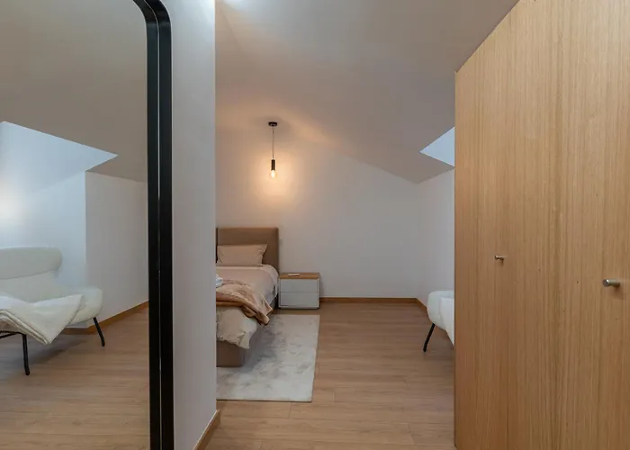 Apartament Direita House 131 *